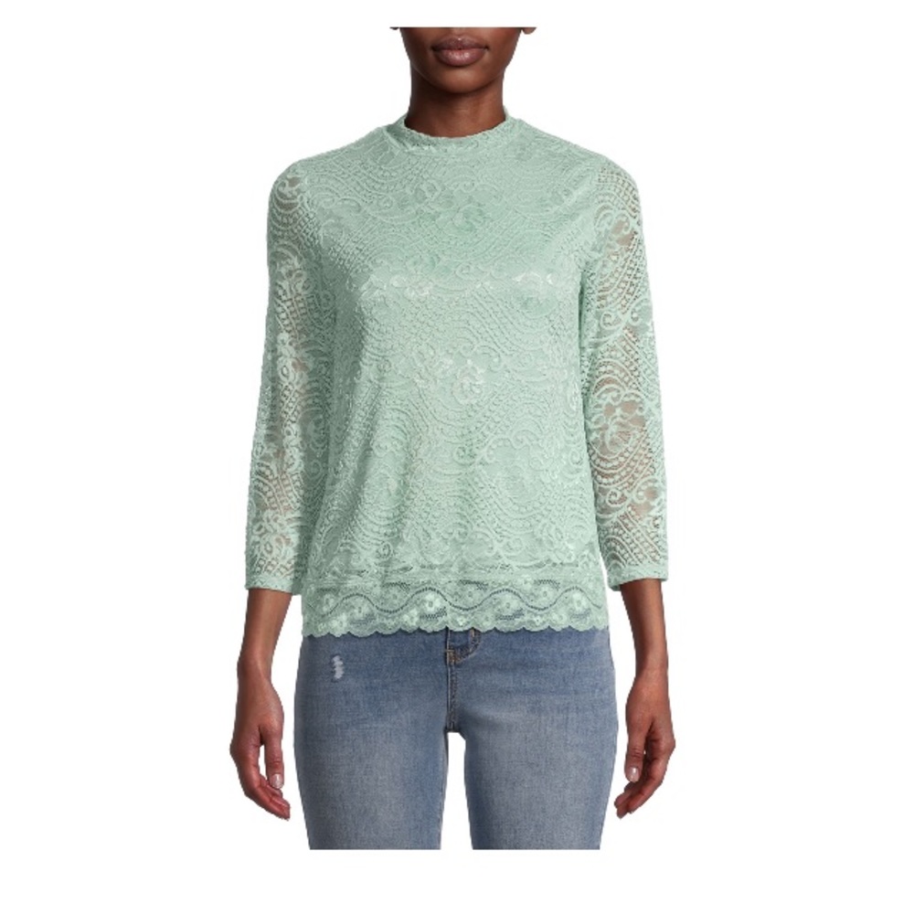 NWT Juniors Lace Top
